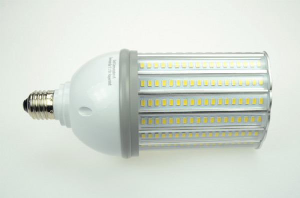E27 LED-Strassenlampe AC 4000 Lumen 180° kaltweiss 36W IP64 Green-Power-LED